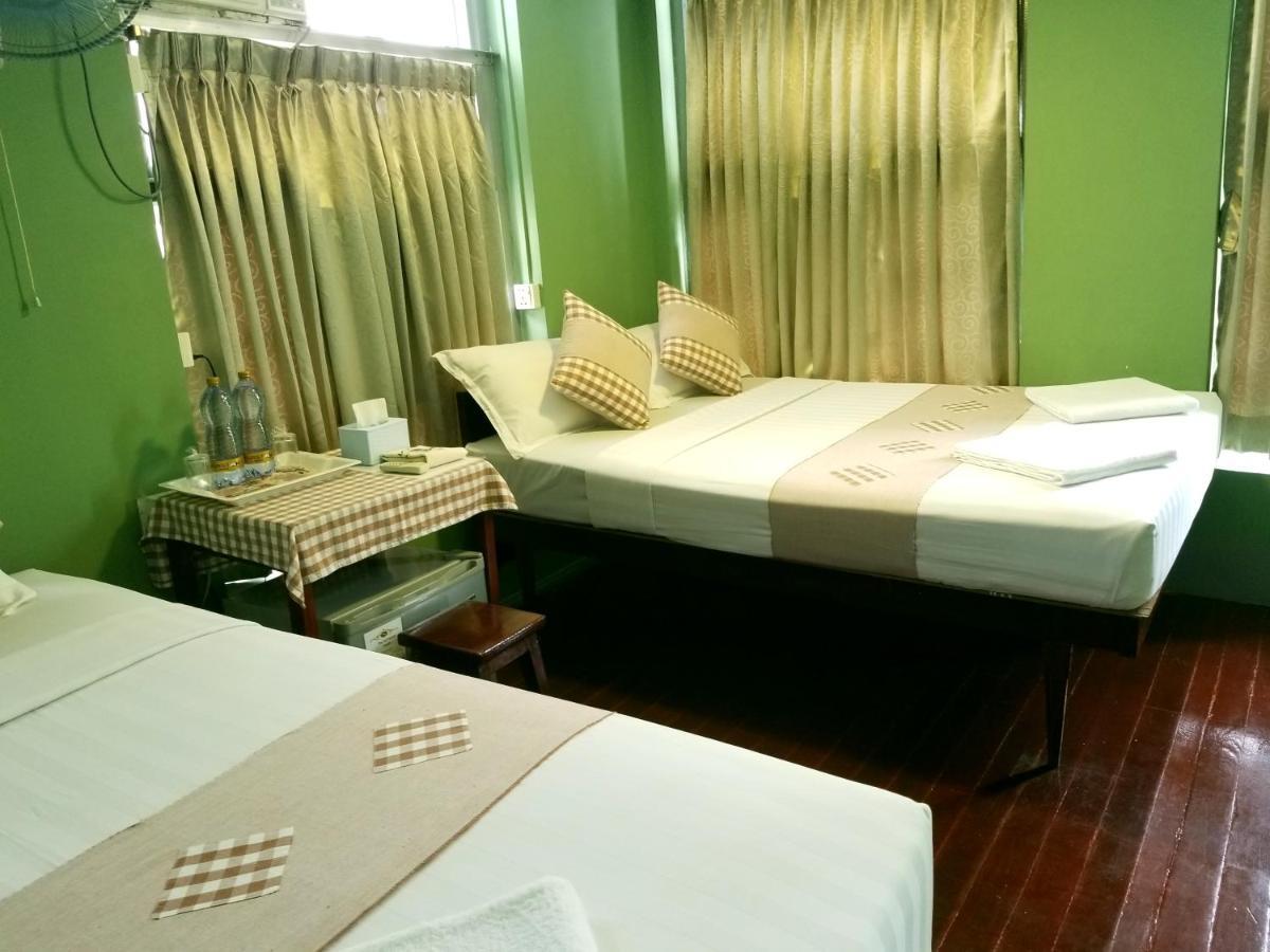 The Sat Yangon Hostel Exterior photo