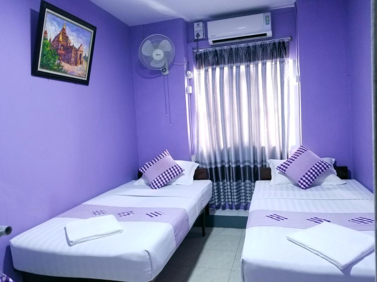 The Sat Yangon Hostel Exterior photo