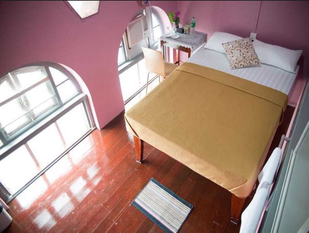 The Sat Yangon Hostel Exterior photo